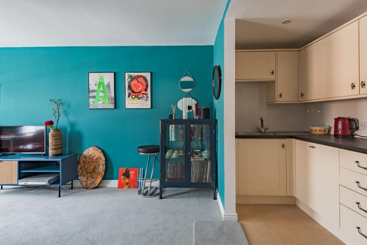 Blackhorse Loft - Spacious Apartment By The Sea Deal Exterior photo