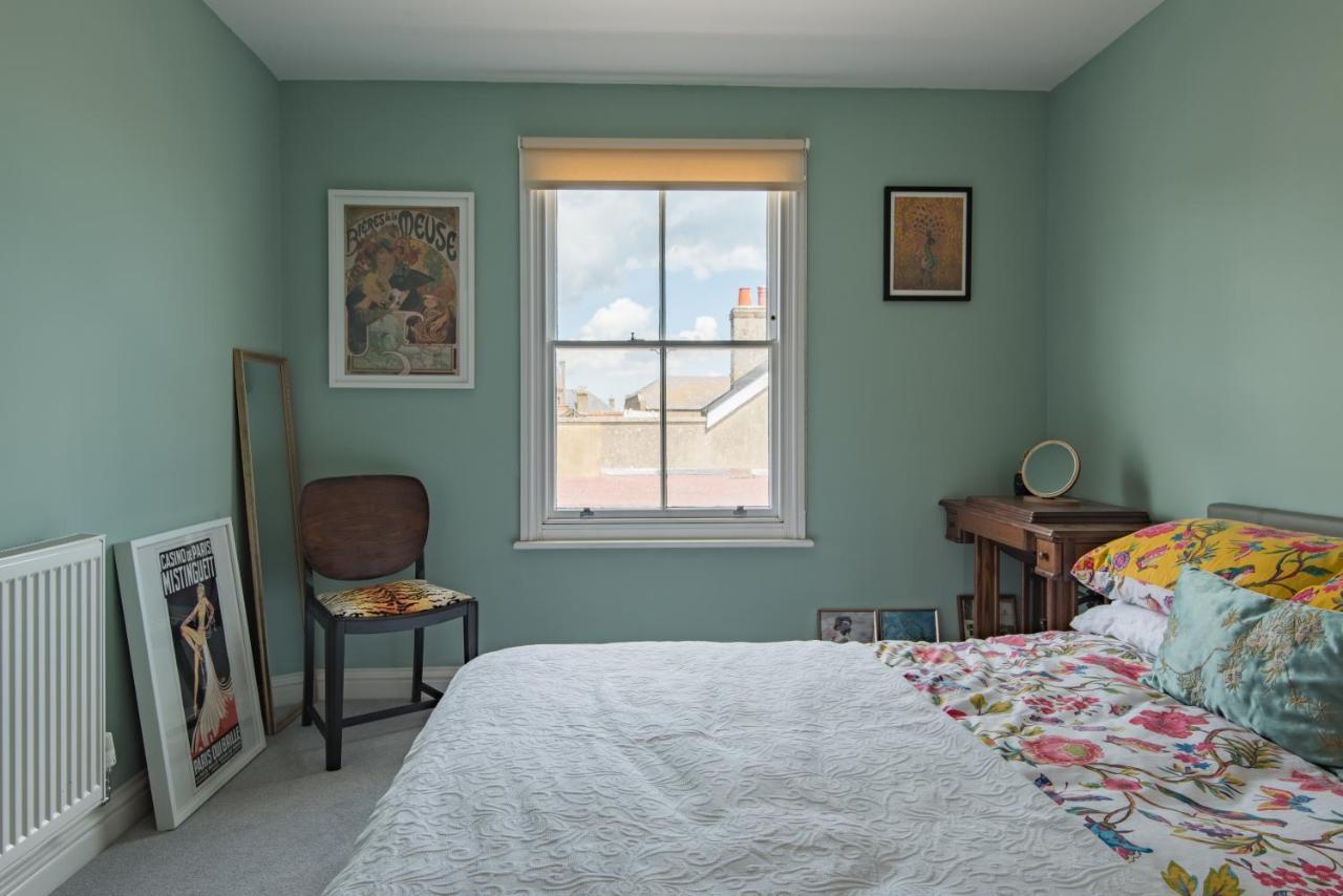 Blackhorse Loft - Spacious Apartment By The Sea Deal Exterior photo