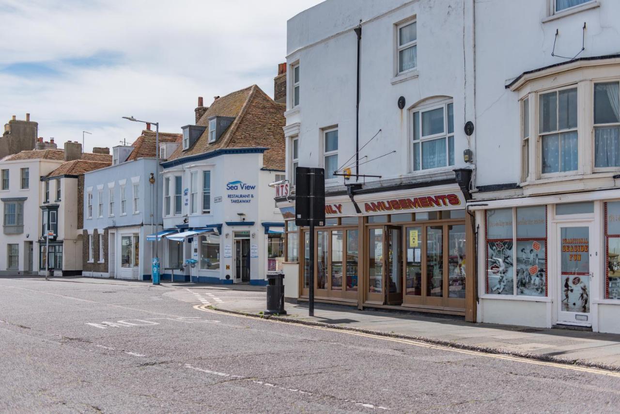 Blackhorse Loft - Spacious Apartment By The Sea Deal Exterior photo
